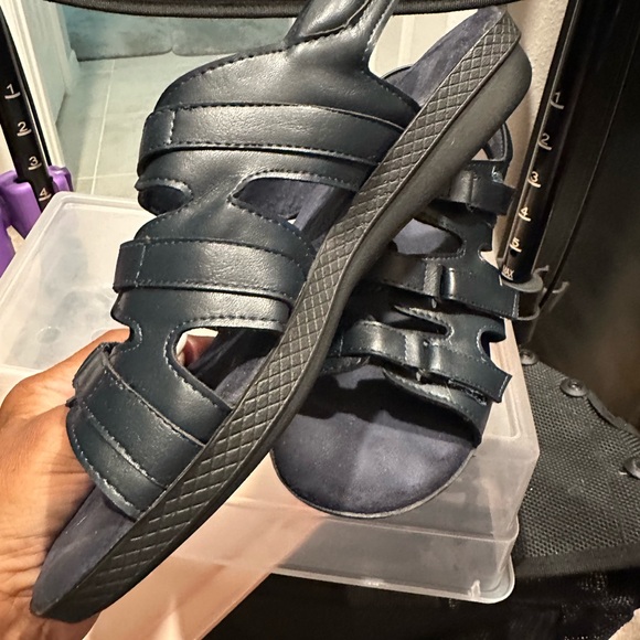 Navy sandals - Picture 3 of 9